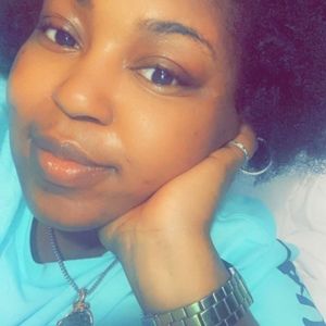 Meet your Posher, Your